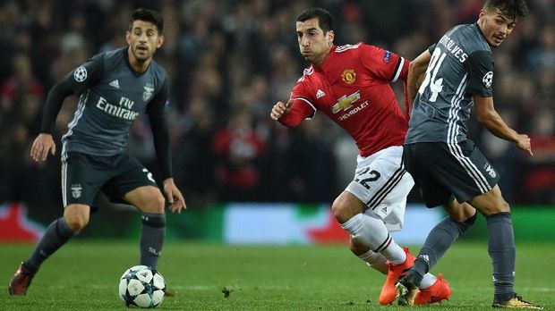 Henrikh Mkhitaryan sempat menjadi pilihan utama di Manchester United. 