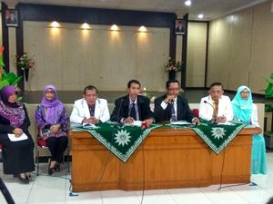 RS Siti Khodijah Anggap Berita Suster Suntik Mayat Adalah Hoax RS Siti Khodijah Anggap Berita Suster Suntik Mayat Adalah Hoax