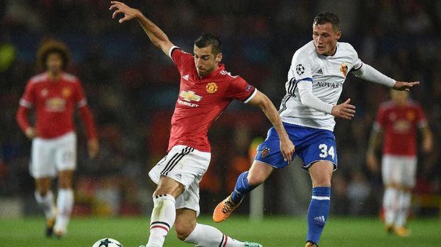 Henrikh Mkhitaryan tampil bagus pada musim perdananya di Manchester United.