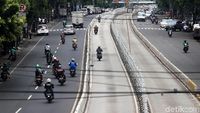 Ini Jalan Warung Jati Barat yang Bakal Tinggal Kenangan
