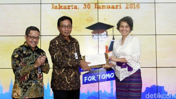 Penyerahan Beasiswa Nusantara Cerdas BRI Penyerahan Beasiswa Nusantara Cerdas BRI