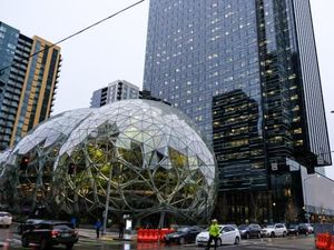 Kantor Toko Online Senilai Rp 53 Triliun yang Menakjubkan