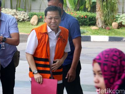 Bawa Map Merah, Novanto Kembali Diperiksa