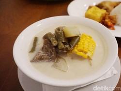 Kedai Tjikini : Mencicipi Kembali Galantine dan Sayur Lodeh dengan Suasana Kolonial