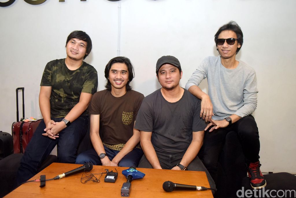 wahhh ,Sheila On 7 ngeluarin Single baru!!!