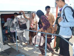 Gelombang Tinggi, Rute Bawean dari Gresik Ditutup