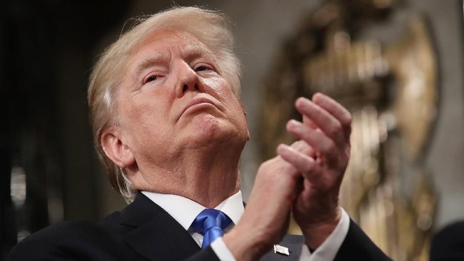 Trump: Saya Punya Hak Mutlak Ampuni Diri Saya dari Kejahatan