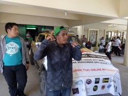 Harus Uji Kir, Driver Online Sulsel Demo Tolak Permenhub 108