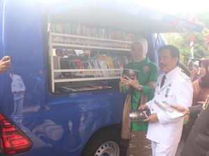 Dapat Bantuan, Sidoarjo Kini Punya 4 Mobil Perpustakaan Keliling