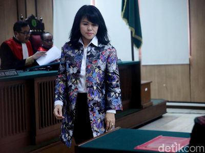 Sidang Perdana Cerai Ahok Ditunda