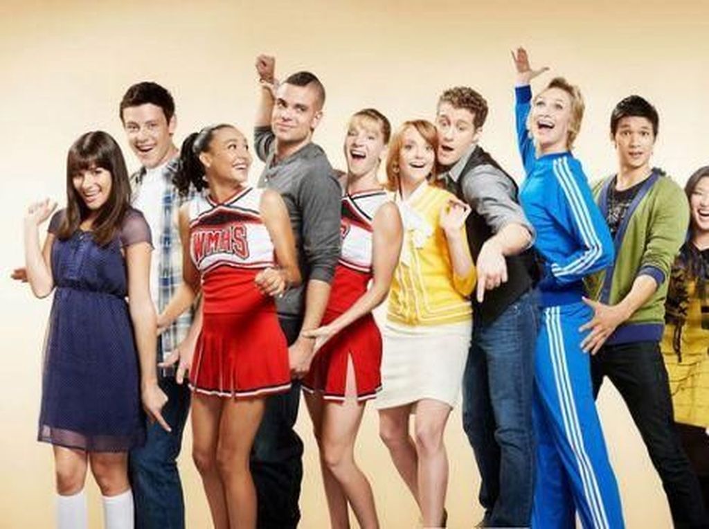 Duka Para Pemeran Glee atas Kepergian Mark Salling Duka Para Pemeran Glee atas Kepergian Mark Salling