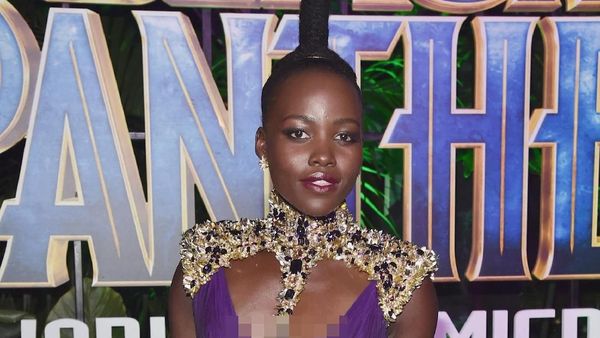 Foto: Premier Black Panther, Lupita Nyongo Unik dengan Rambut Antena