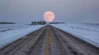 Karya Indah Jawara Kontes Foto Cahaya Bulan
