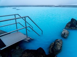 Islandia Gempa 1.400 Kali Sehari, Turis Kabur dari Blue Lagoon