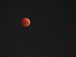 LAPAN: Gerhana Bulan 28 Juli Bernama Micro Blood Moon