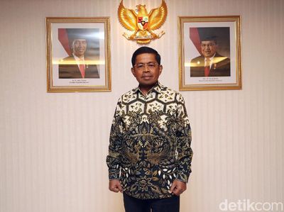Jejak 7 Bulan Idrus Marham Jabat Mensos hingga Akhirnya Mundur