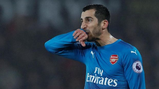 Henrikh Mkhitaryan menjelma menjadi bintang baru Arsenal usai pindah dari Manchester United.