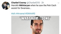 Di akhir pertandingan, Mkhitaryan harus menerima kenyataan Arsenal kalah 1-3 dari Swansea. Ia pasti akan bertanya-tanya, Apa yang sudah kulakukan? (Foto: Twitter @CharbelC93)