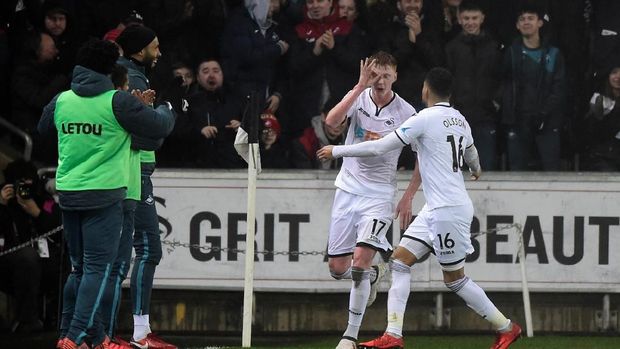 Swansea City berusaha menciptakan keajaiban untuk lolos dari degradasi.
