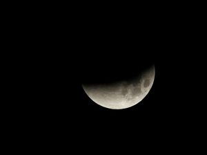 Detik-detik Super Blue Blood Moon di AS