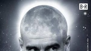 Meme Kocak Gerhana Bulan Ramaikan Medsos