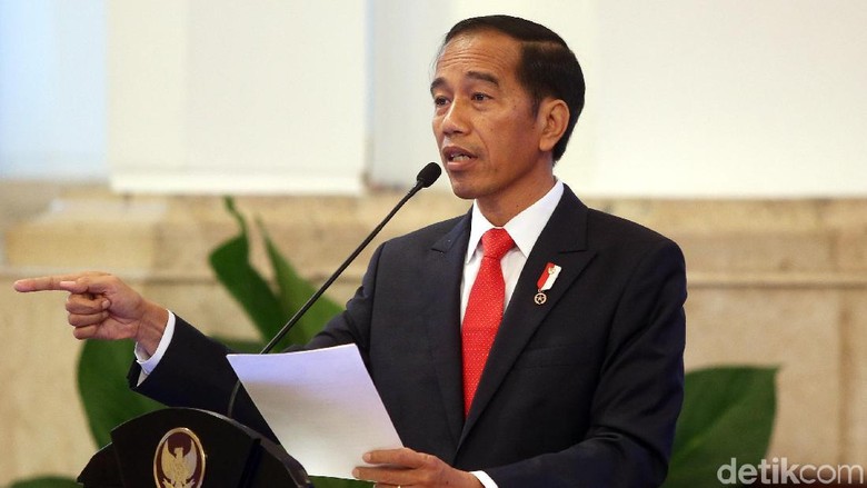 Jokowi Minta Daftar Barang Impor Terlarang Terus Dikurangi