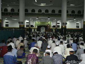 Sejumlah Masjid Gelar Salat Gerhana dan Takbiran di Pekanbaru
