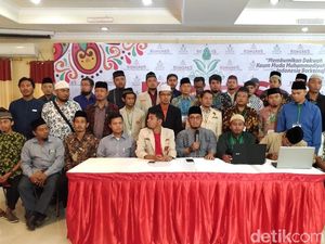 Ulama Muda Muhammadiyah: Gaji PNS-TNI-Polri Haram Bila Masuknya Nyogok Ulama Muda Muhammadiyah: Gaji PNS-TNI-Polri Haram Bila Masuknya Nyogok