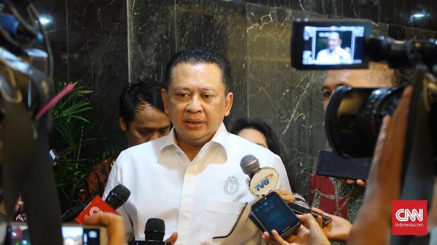 Fadli Zon Khawatir Zakat ASN Dipakai untuk Bangun Beton