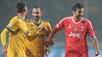 Juventus menjadi tim yang paling sedikit keboolan di Serie A. Bianconeri berada di puncak klasemen dengan baru kobobolan 18 kali. (Foto: Javier Soriano/Getty Images)