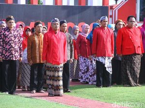 Berpakaian Jadul Tiap Tanggal 1, Ini Penampakan Pegawai Pemkot Blitar