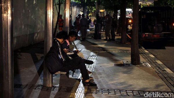 Dijaga Satpol PP, Trotoar Sudirman Bebas PKL