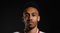 Arsenal sampai memecahkan rekor transfernya sendiri untuk membeli Pierre-Emerick Aubameyang. The Gunners mengangkut sang striker dengan harga 60 juta poundsterling. (Instagram/aubameyang97)