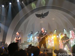 Intimnya Konser Padi yang Terlahir Kembali