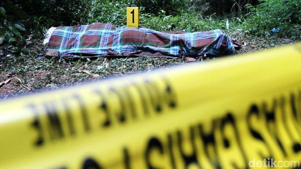 Mayat Korban Penganiayaan Terkapar di Semak Belukar