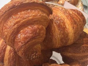 Mengintip 10 Croissant Honeycomb Buatan Dominique Ansel Bakery