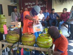 Praktik Pengoplosan Elpiji di Gresik, Polisi Ringkus 2 Pelaku