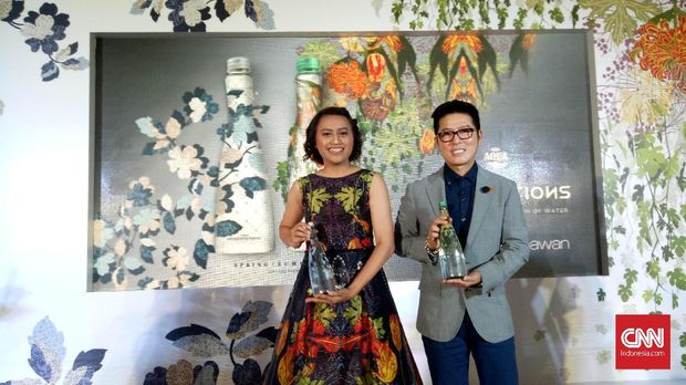 Sebastian Gunawan Beri Bocoran Koleksi Tahun Baru Imlek