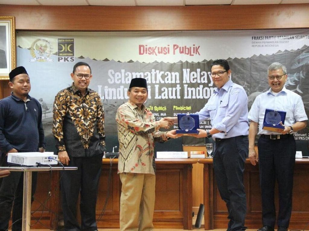 F-PKS Soroti Kesejahteraan Nelayan F-PKS Soroti Kesejahteraan Nelayan