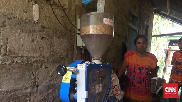 'Surya, Angin, dan Air yang Bantu Kebutuhan Listrik Sumba'