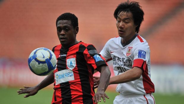 David Laly pernah meraih gelar Liga Super Indonesia bersama Persipura Jayapura pada 2011.