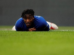 Dortmund Tak Berencana Permanenkan Batshuayi