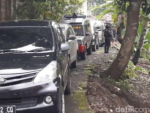 Geledah 2 Lokasi di Banyumas, Densus 88 Sita Buku hingga Busur Panah