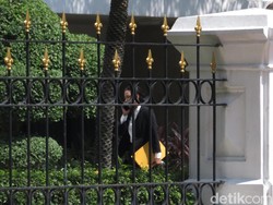 Rini, Jonan, dan Arcandra Merapat ke Istana, Bahas Holding Migas?