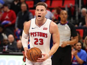 Debut Bersama Pistons, Blake Griffin Menggila Debut Bersama Pistons, Blake Griffin Menggila