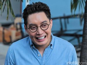 Edric Tjandra Disangka Gay karena Tak Pernah Bawa Pacar Edric Tjandra Disangka Gay karena Tak Pernah Bawa Pacar
