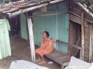 Hidup di Rumah Tak Layak, Janda di Demak Ini Sakit dan Butuh Bantuan