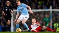 2. Kevin de Bruyne. Predikat Raja Assist Premier League 2017/2018 untuk sementara dipegang pemain Belgia 26 tahun ini, berkat 14 assist dari 30 laga bersama Manchester City. Jumlah itu cuma membuatnya berada di posisi kedua. (Foto: Jason Cairnduff/Action Images via Reuters)