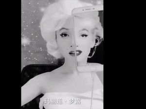 Ibu Rumah Tangga Ini Bisa Jadi Audrey Hepburn Hingga Marilyn Monroe