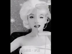 Ibu Rumah Tangga Ini Bisa Jadi Audrey Hepburn Hingga Marilyn Monroe